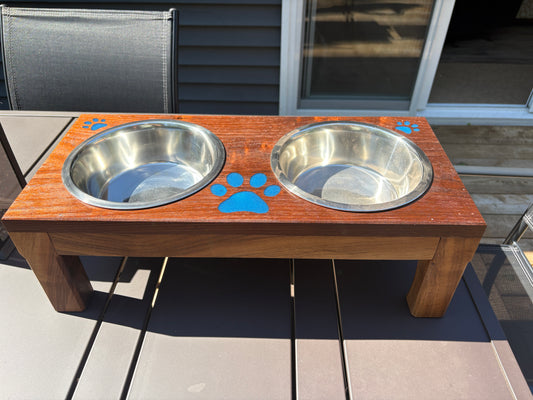 Pawfect Dining Stand